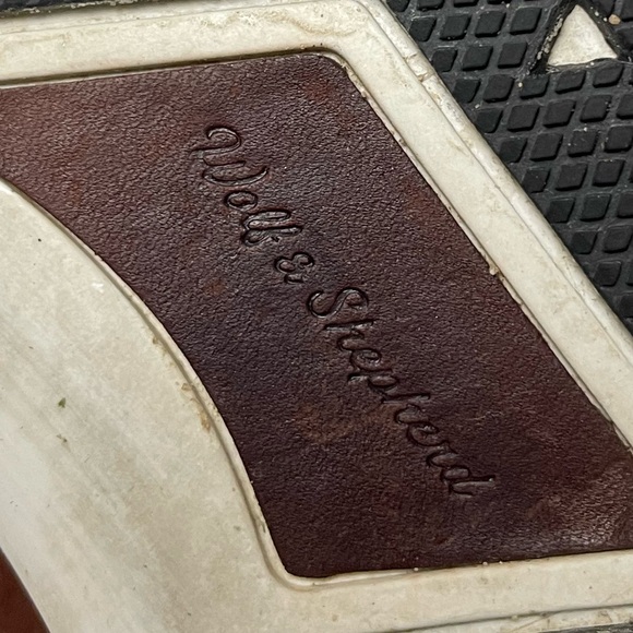 Wolf and Sheperd Made in Portugal Men's Brown Leather Loafers size 11 - Picture 6 of 8